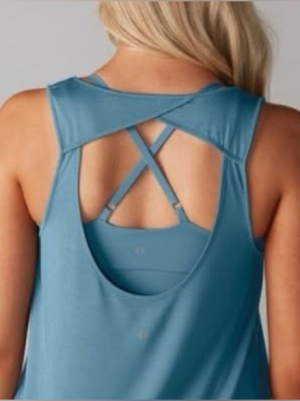 Tavi Tempo Tank in Lake Color | size Small